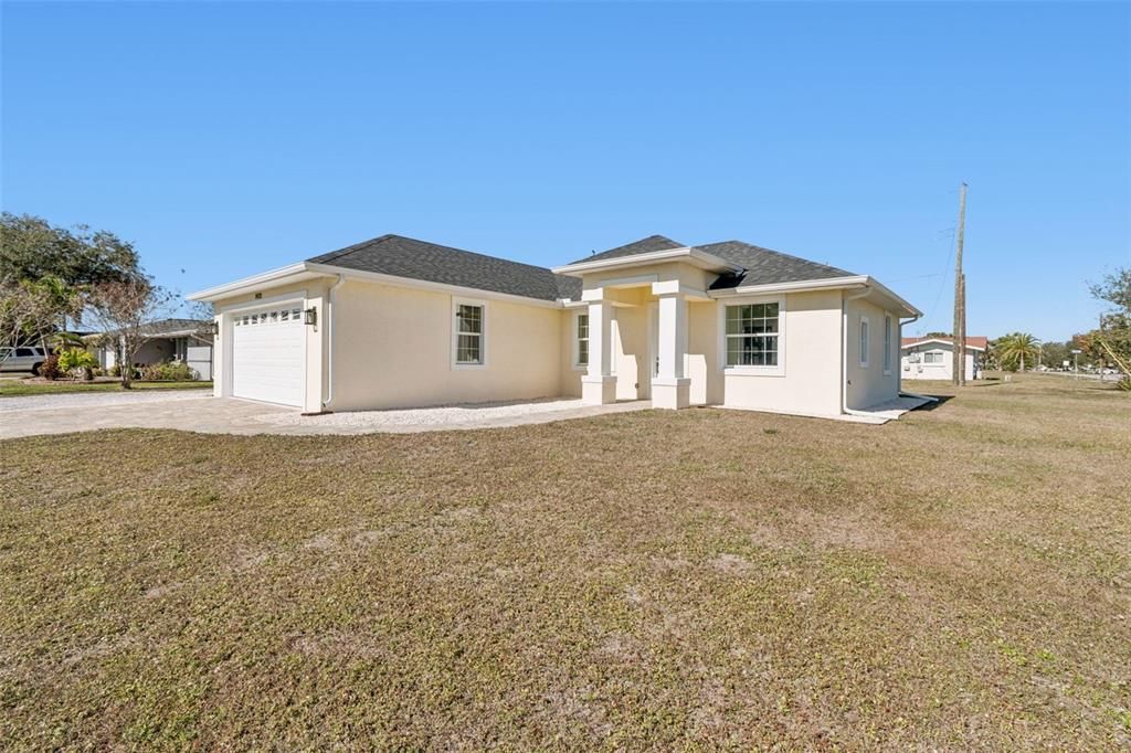 待售: $449,000 (2 贝兹, 2 浴室, 1275 平方英尺)