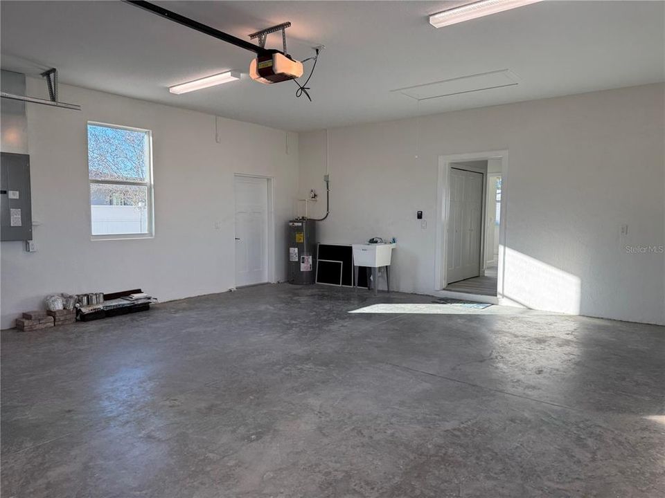 待售: $449,000 (2 贝兹, 2 浴室, 1275 平方英尺)