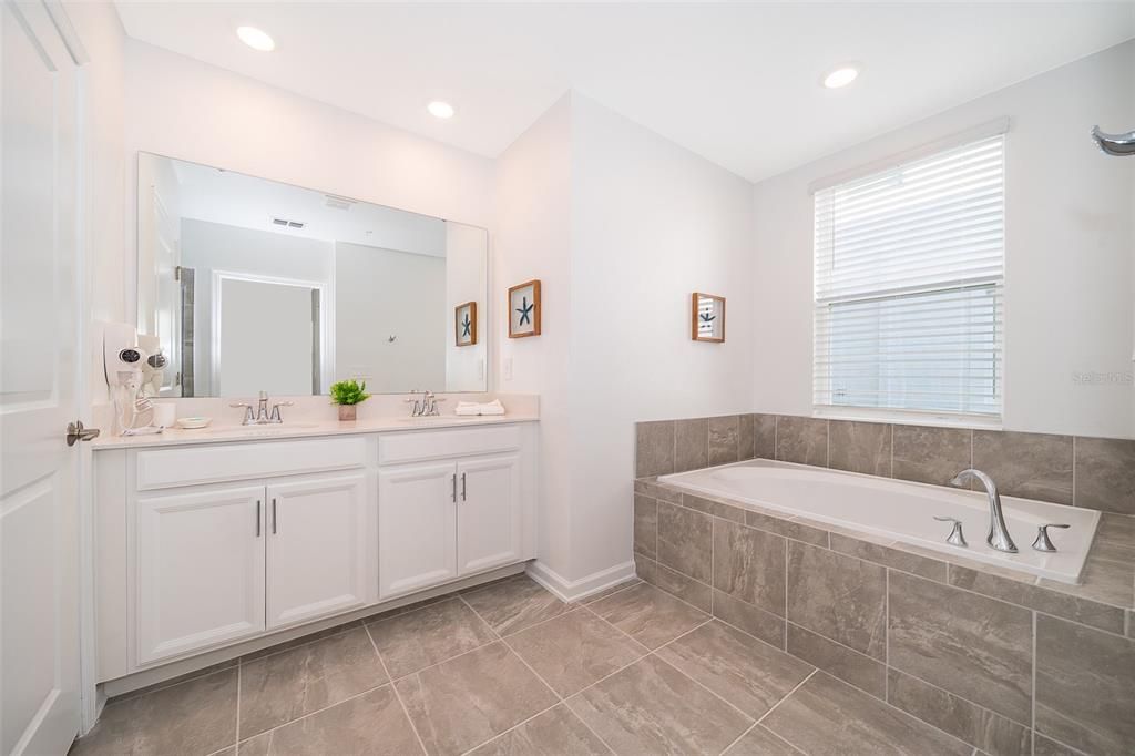 En Renta: $2,200 (2 camas, 2 baños, 1388 Pies cuadrados)