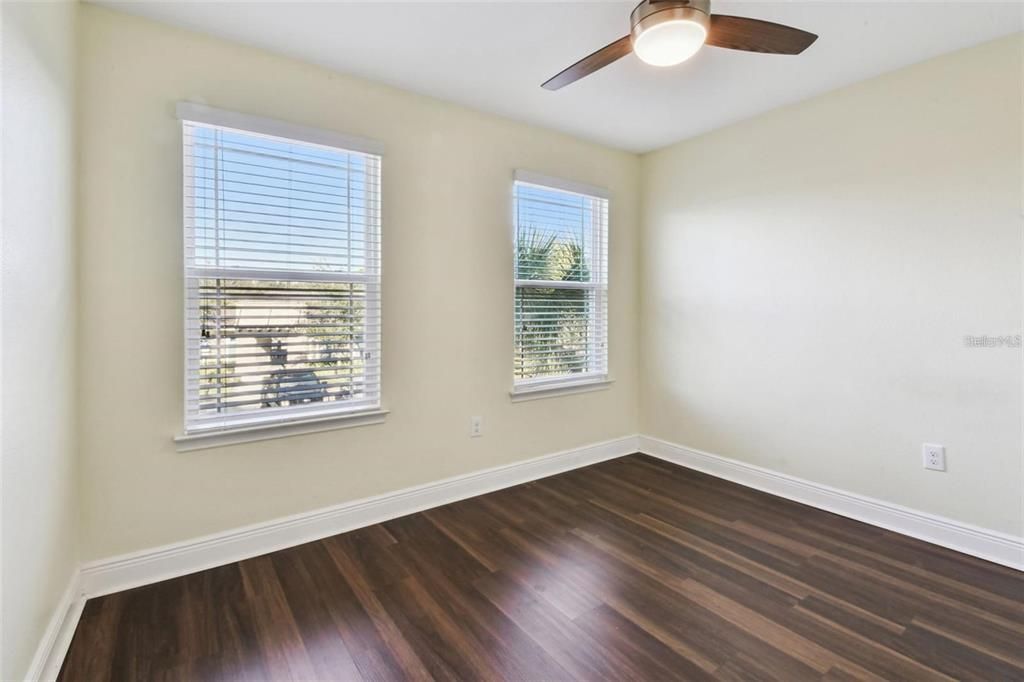 For Sale: $349,300 (3 beds, 2 baths, 1716 Square Feet)