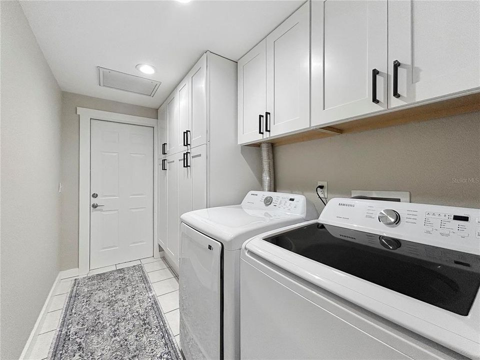 待售: $699,000 (3 贝兹, 2 浴室, 1971 平方英尺)