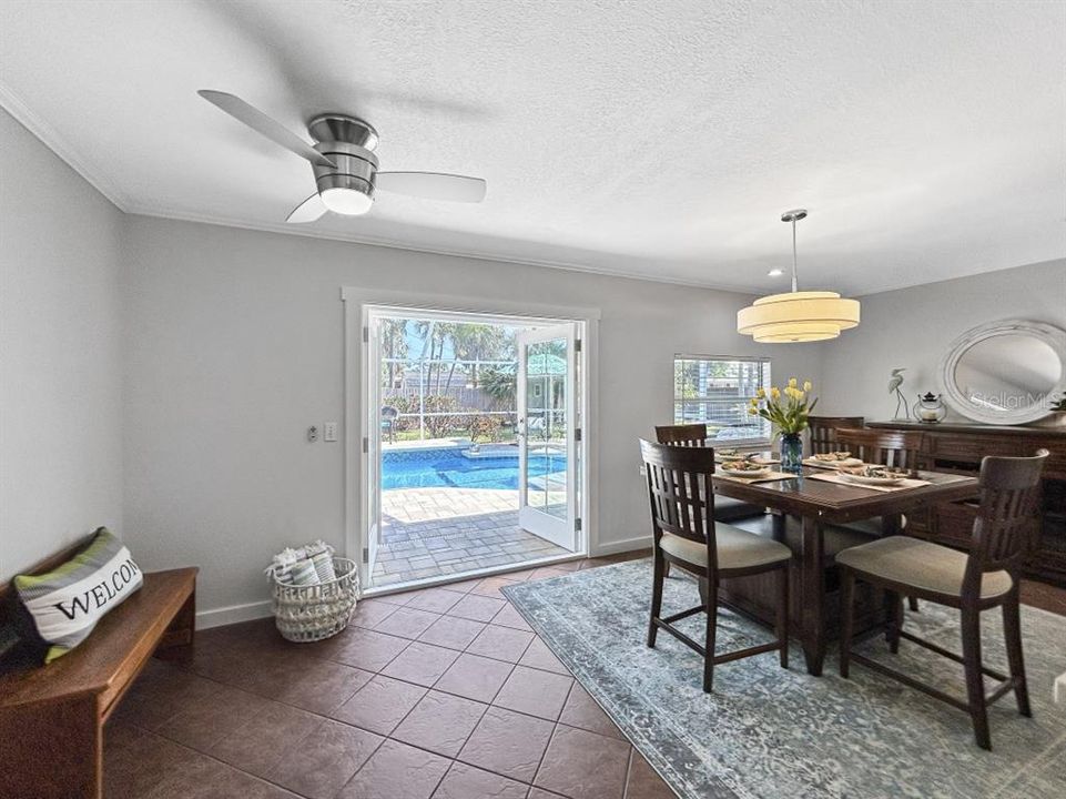 待售: $699,000 (3 贝兹, 2 浴室, 1971 平方英尺)