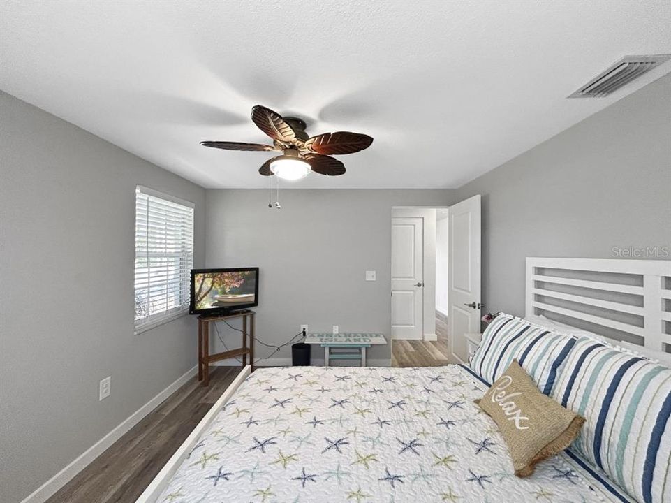 待售: $699,000 (3 贝兹, 2 浴室, 1971 平方英尺)