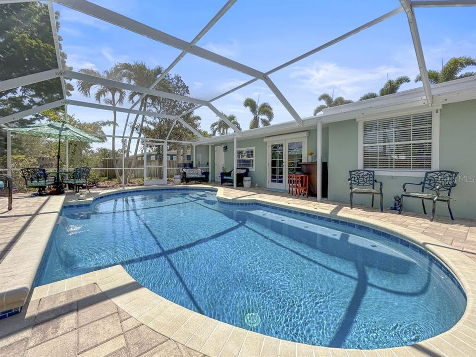 待售: $699,000 (3 贝兹, 2 浴室, 1971 平方英尺)