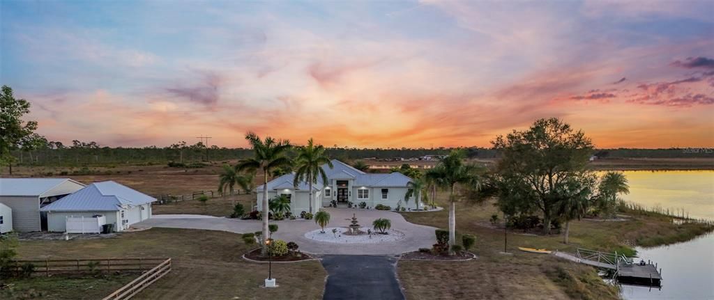 For Sale: $1,600,000 (4 beds, 3 baths, 3717 Square Feet)