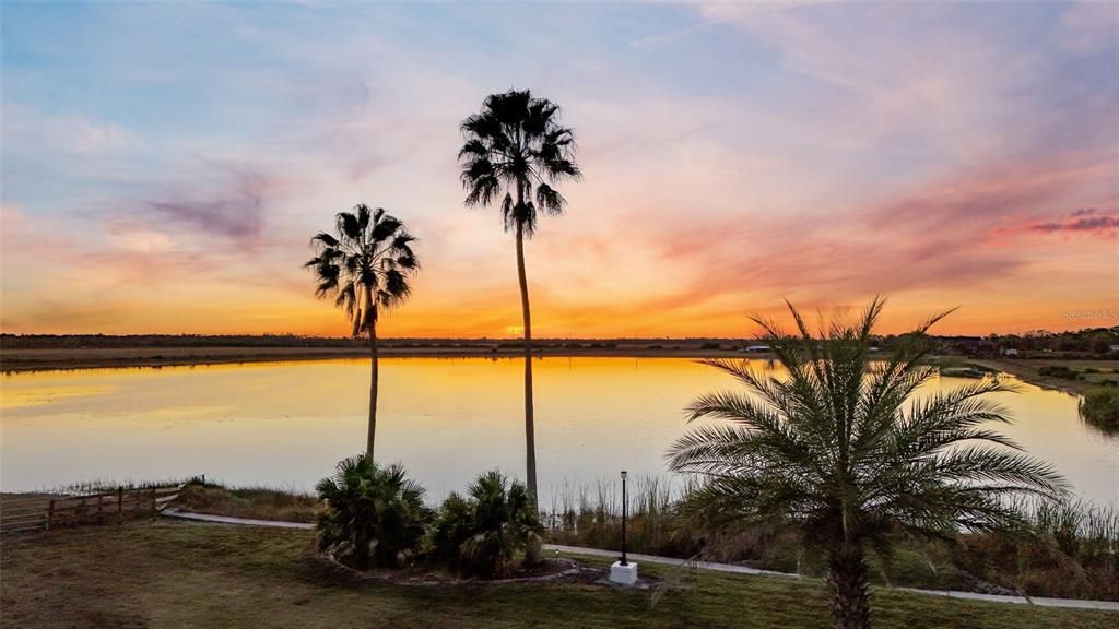 For Sale: $1,600,000 (4 beds, 3 baths, 3717 Square Feet)