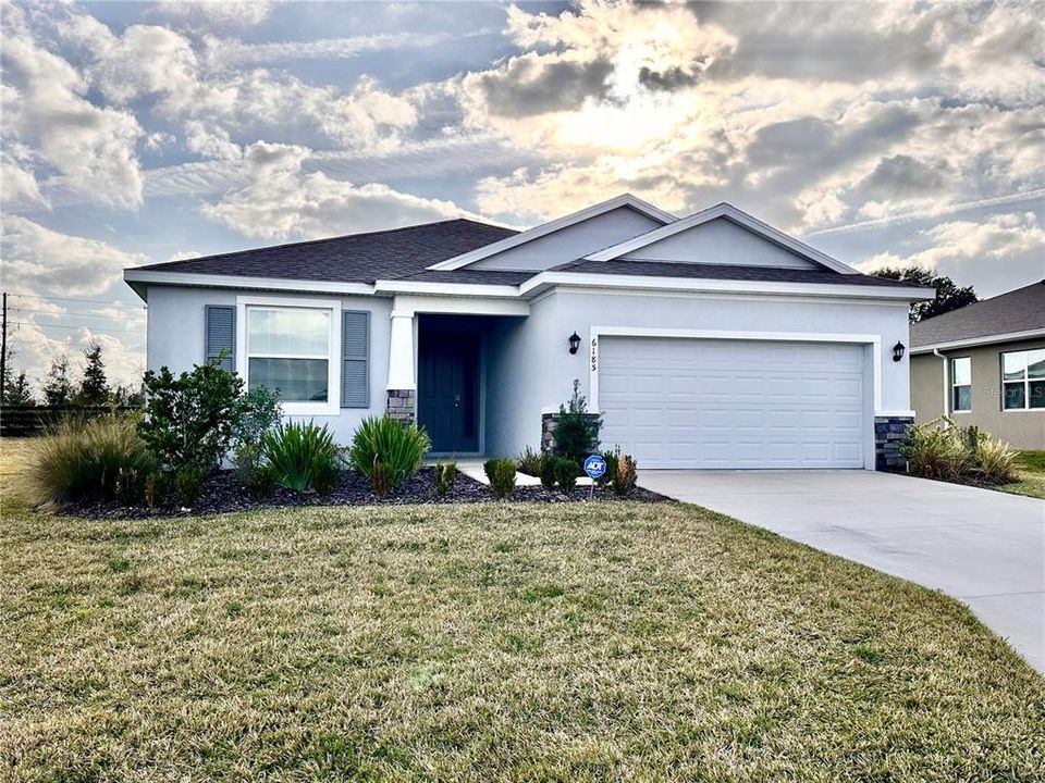 待售: $299,900 (3 贝兹, 2 浴室, 1844 平方英尺)