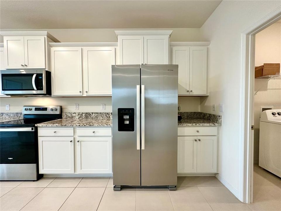 待售: $299,900 (3 贝兹, 2 浴室, 1844 平方英尺)