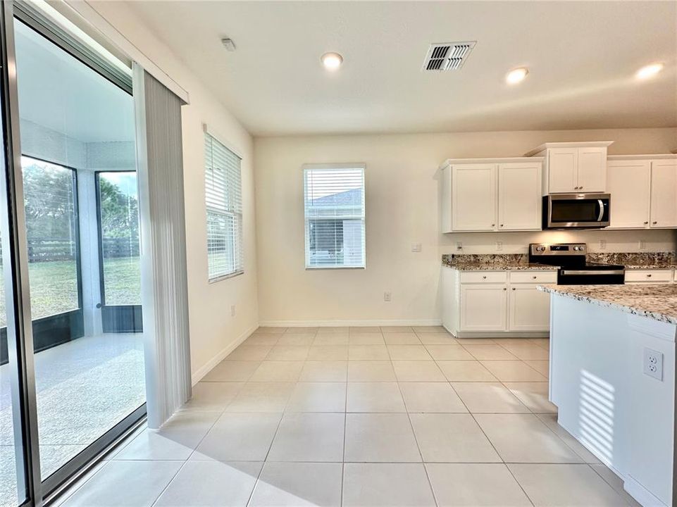 待售: $299,900 (3 贝兹, 2 浴室, 1844 平方英尺)