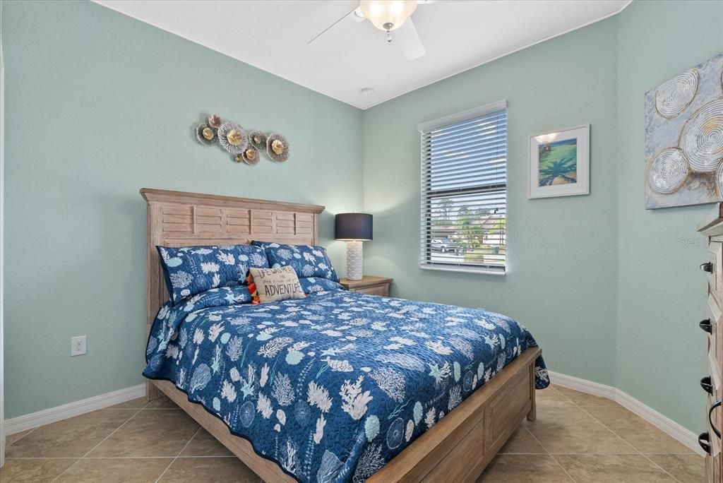 For Sale: $330,000 (2 beds, 2 baths, 1568 Square Feet)