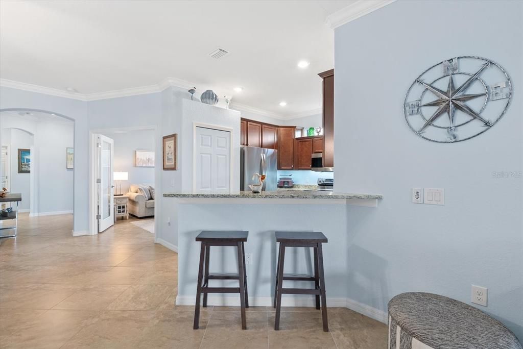 For Sale: $330,000 (2 beds, 2 baths, 1568 Square Feet)