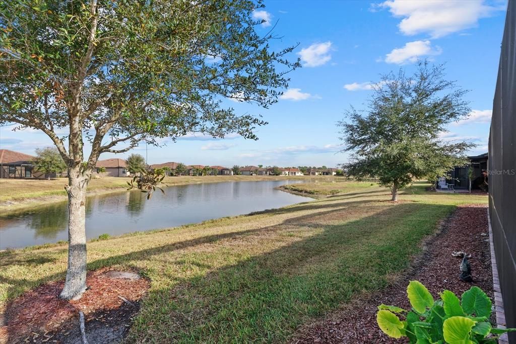 For Sale: $330,000 (2 beds, 2 baths, 1568 Square Feet)