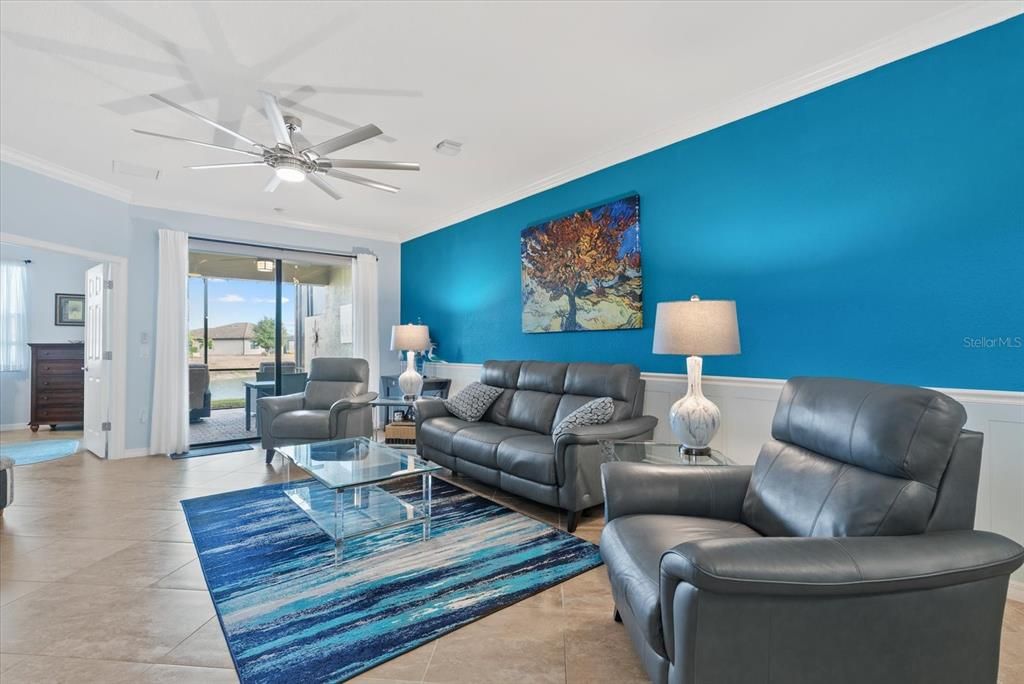 For Sale: $330,000 (2 beds, 2 baths, 1568 Square Feet)