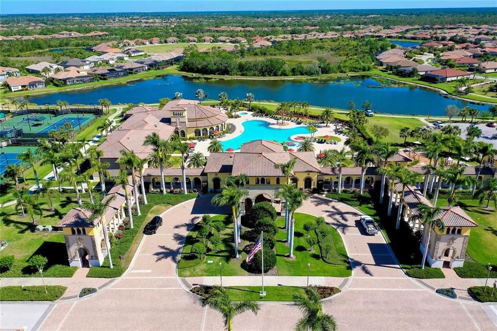 For Sale: $330,000 (2 beds, 2 baths, 1568 Square Feet)