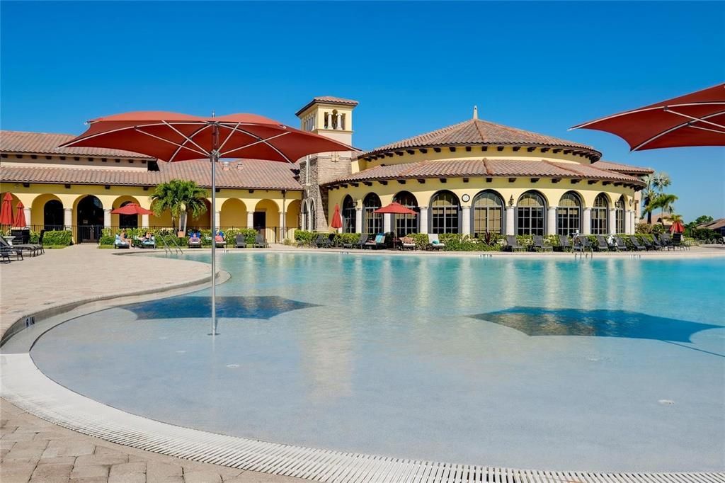 For Sale: $330,000 (2 beds, 2 baths, 1568 Square Feet)