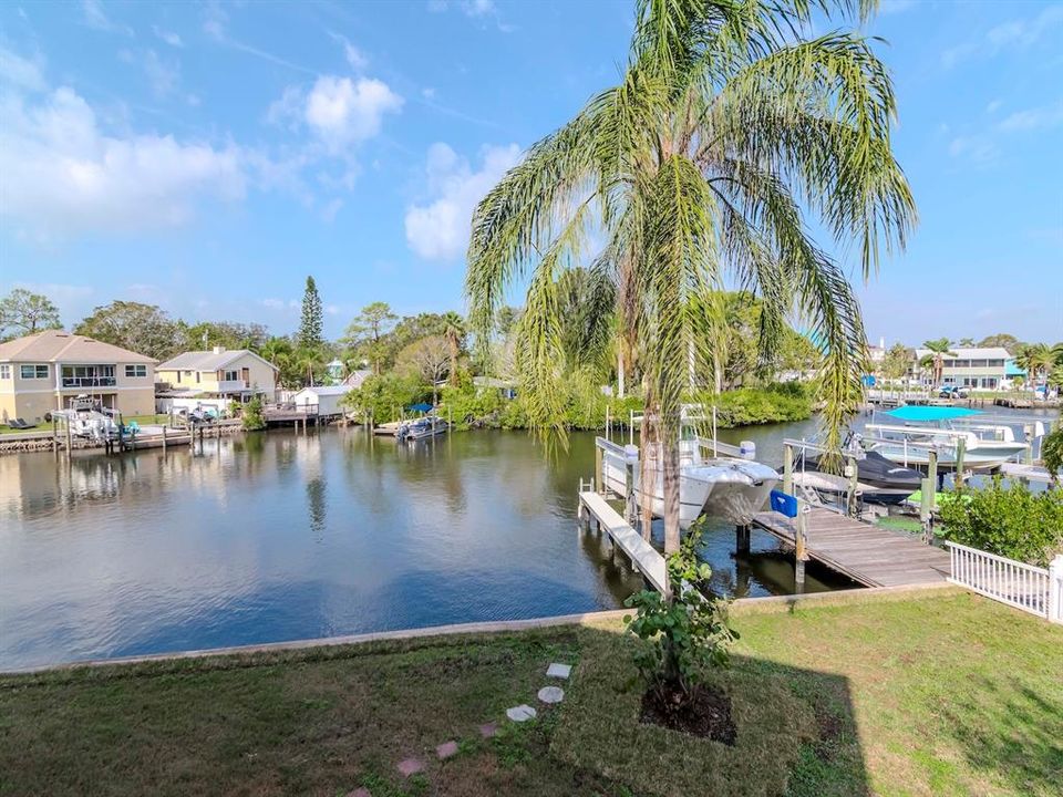 For Sale: $1,399,900 (3 beds, 3 baths, 2501 Square Feet)