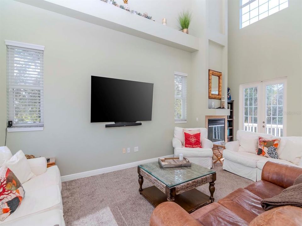 For Sale: $1,399,900 (3 beds, 3 baths, 2501 Square Feet)