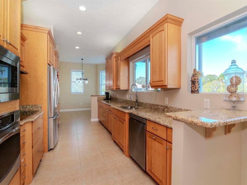 For Sale: $1,399,900 (3 beds, 3 baths, 2501 Square Feet)