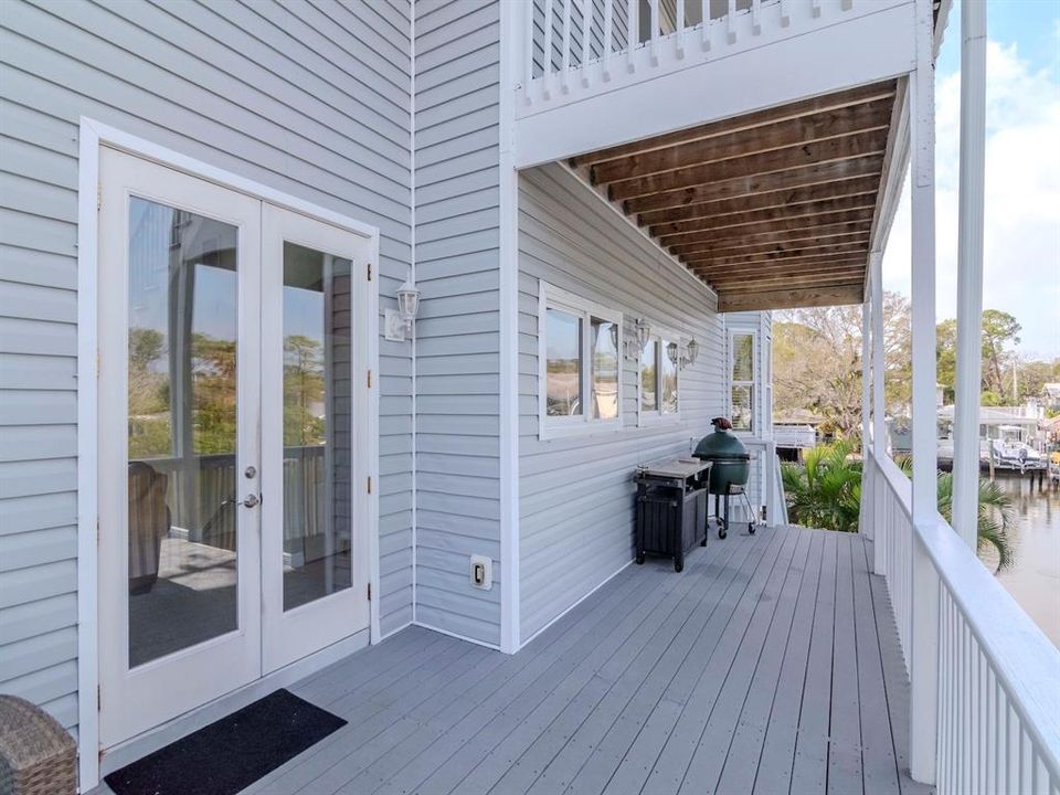 For Sale: $1,399,900 (3 beds, 3 baths, 2501 Square Feet)