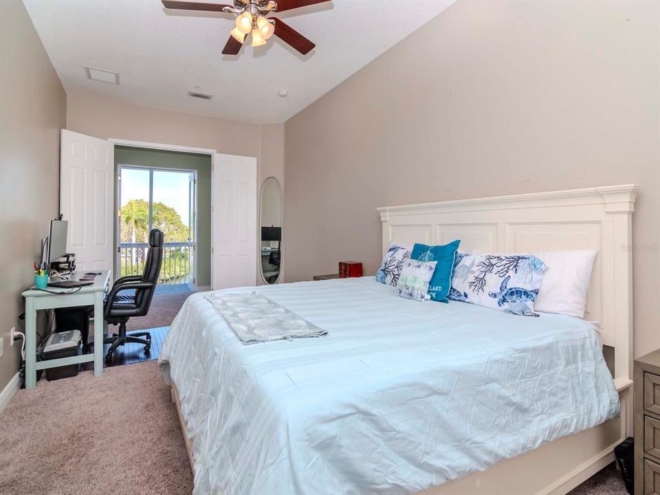 For Sale: $1,399,900 (3 beds, 3 baths, 2501 Square Feet)