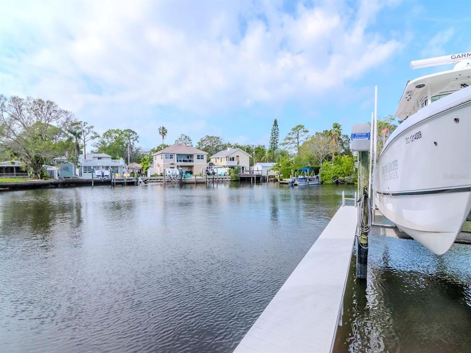 For Sale: $1,399,900 (3 beds, 3 baths, 2501 Square Feet)