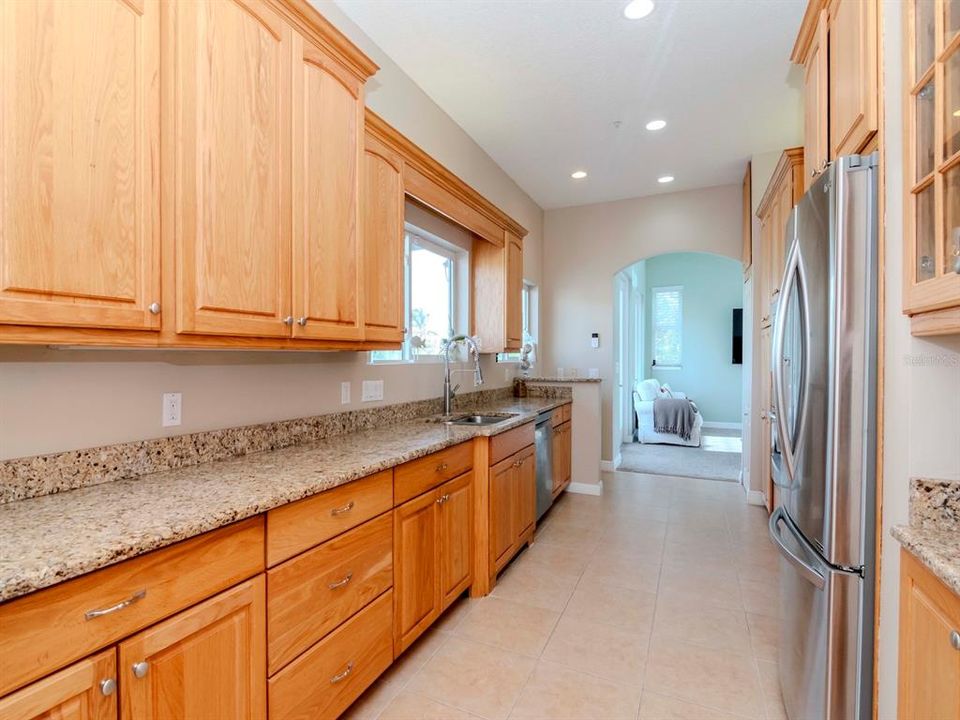 For Sale: $1,399,900 (3 beds, 3 baths, 2501 Square Feet)