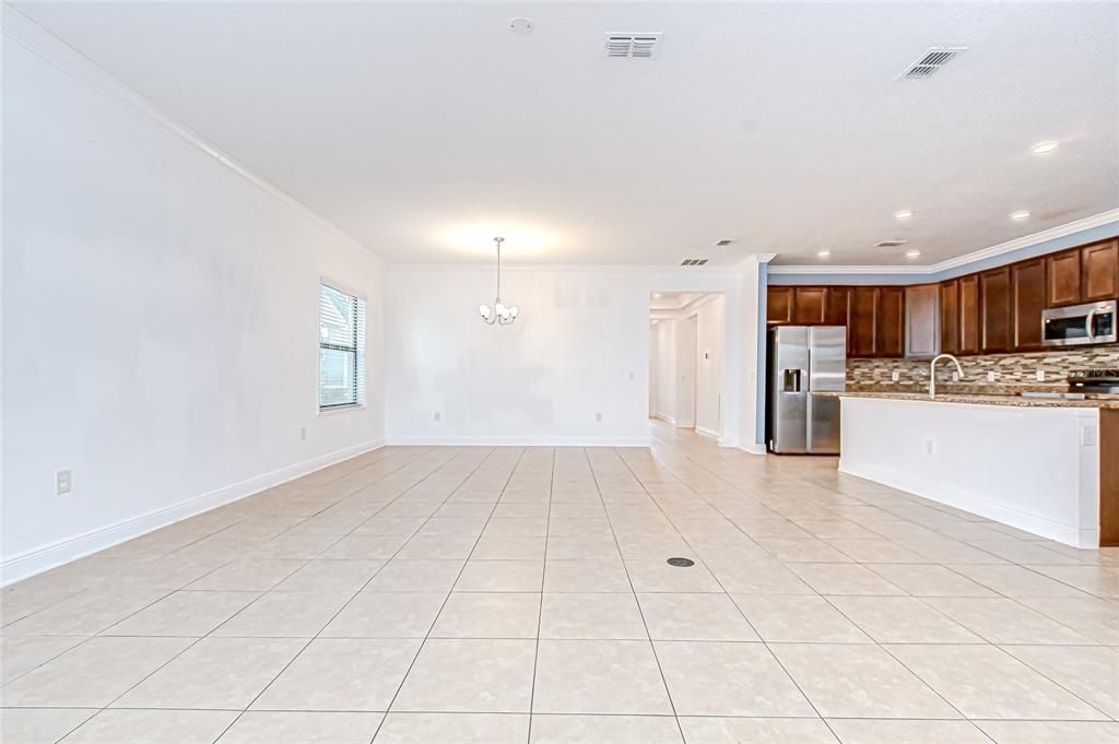 For Sale: $365,000 (4 beds, 2 baths, 2161 Square Feet)