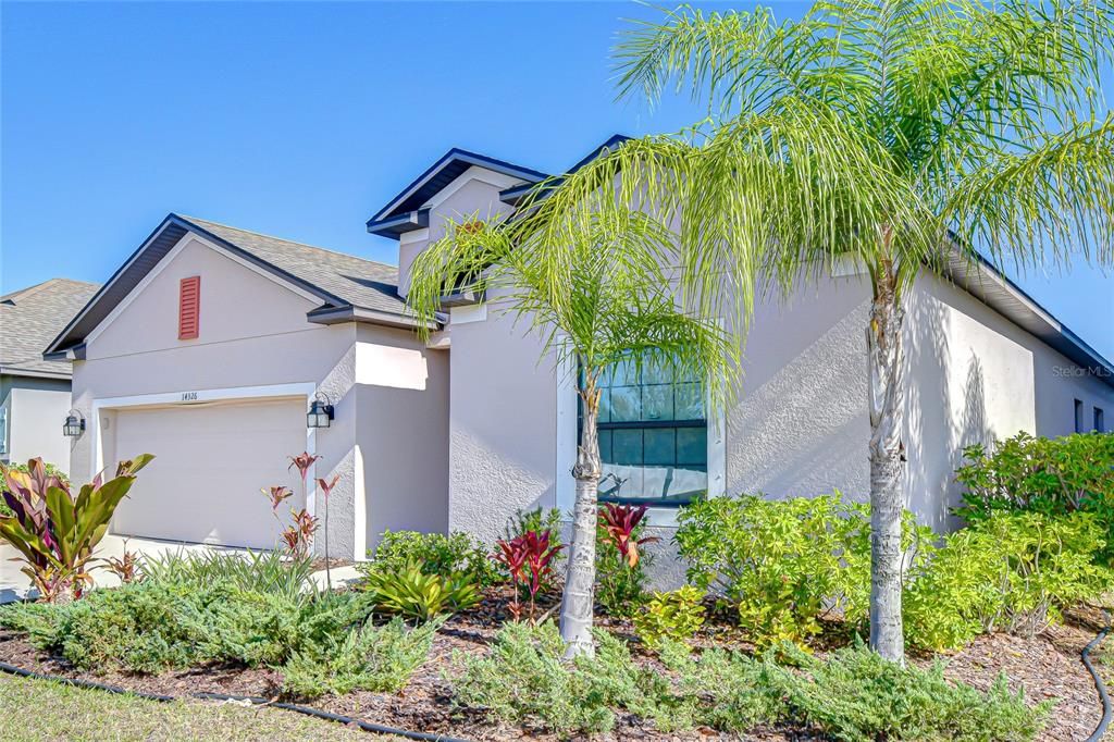 For Sale: $365,000 (4 beds, 2 baths, 2161 Square Feet)