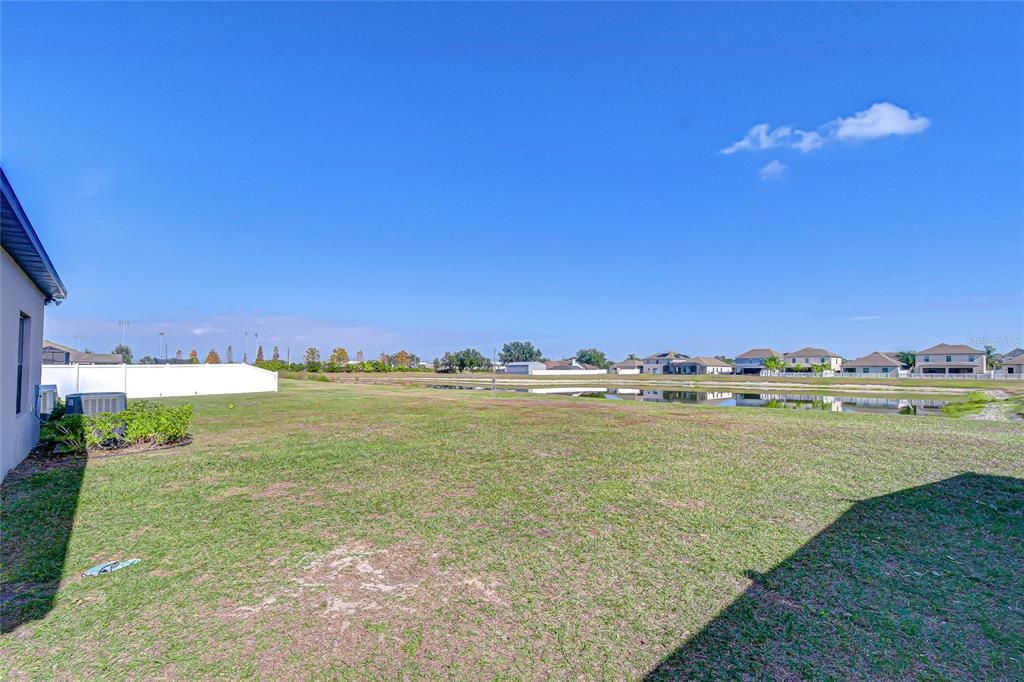 For Sale: $365,000 (4 beds, 2 baths, 2161 Square Feet)