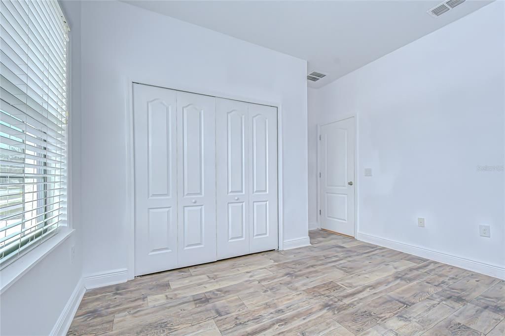 For Sale: $365,000 (4 beds, 2 baths, 2161 Square Feet)