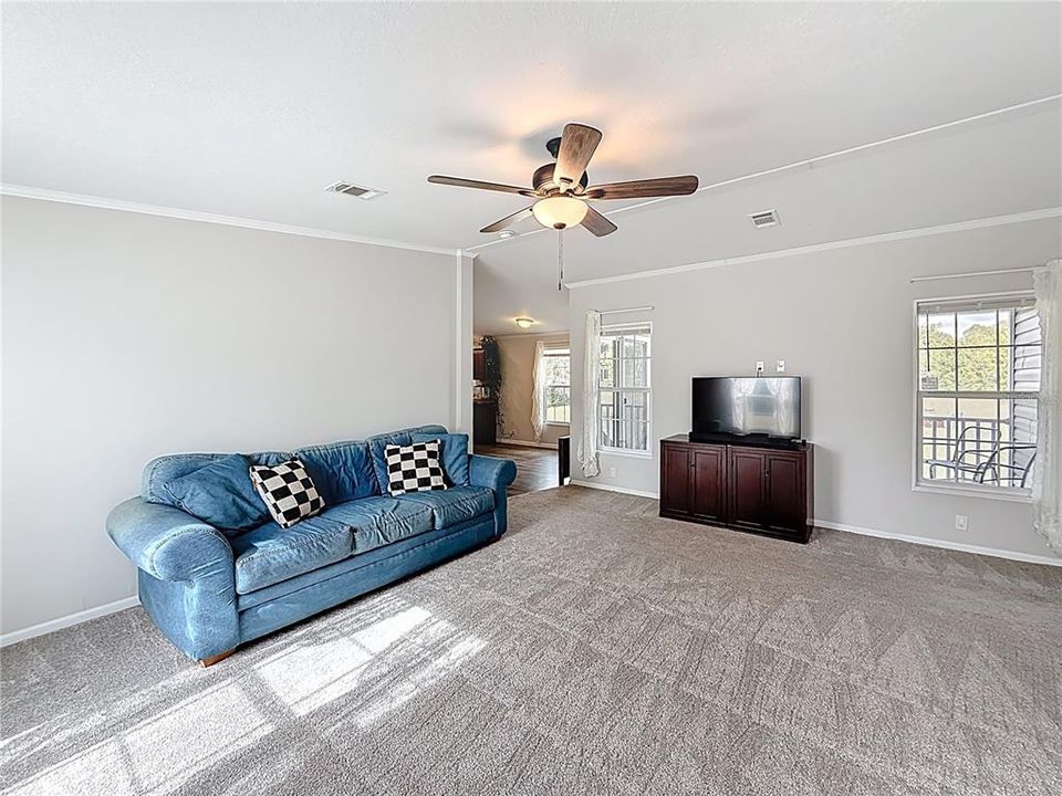 En Venta: $340,000 (3 camas, 2 baños, 1620 Pies cuadrados)