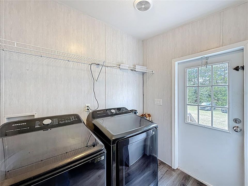 En Venta: $340,000 (3 camas, 2 baños, 1620 Pies cuadrados)