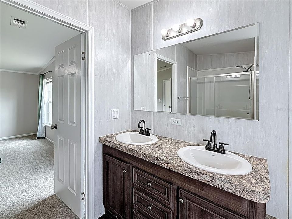 En Venta: $340,000 (3 camas, 2 baños, 1620 Pies cuadrados)