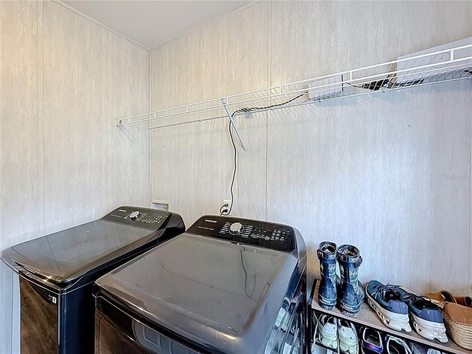 En Venta: $340,000 (3 camas, 2 baños, 1620 Pies cuadrados)