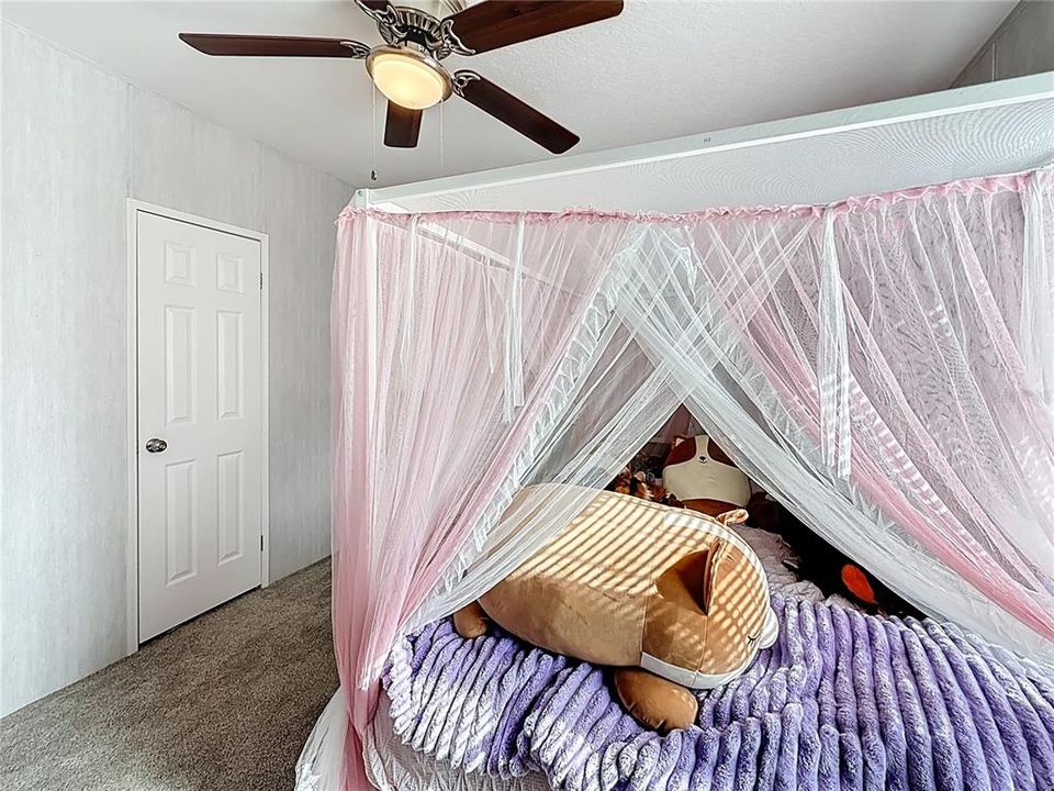 En Venta: $340,000 (3 camas, 2 baños, 1620 Pies cuadrados)