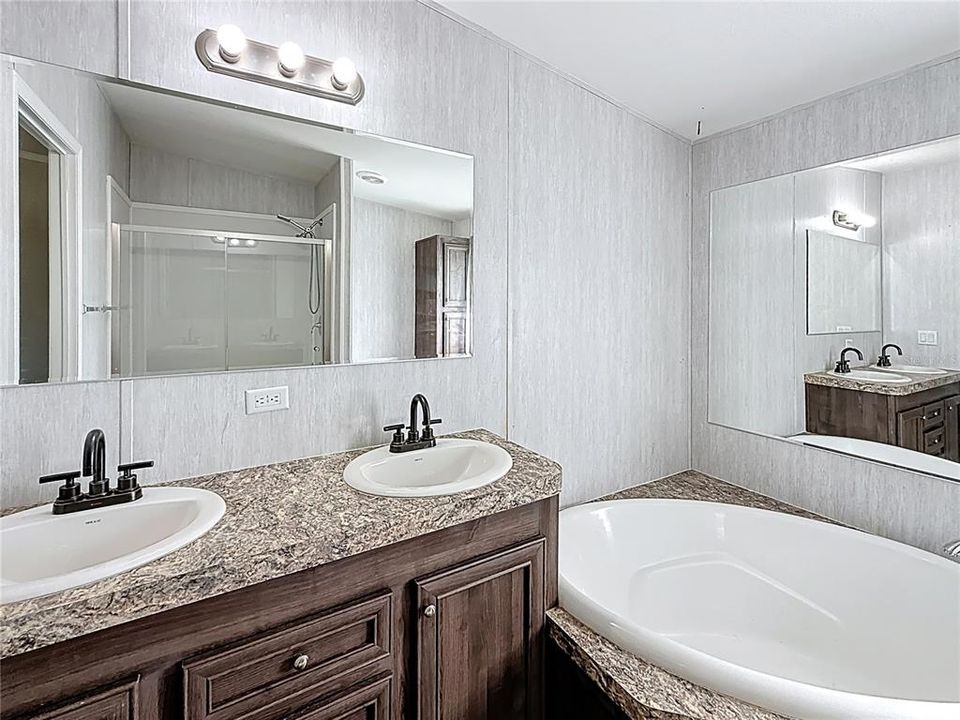 En Venta: $340,000 (3 camas, 2 baños, 1620 Pies cuadrados)