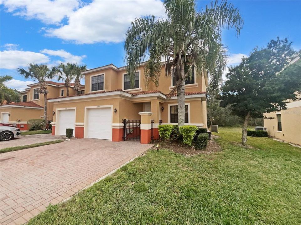 For Sale: $224,000 (3 beds, 2 baths, 1701 Square Feet)