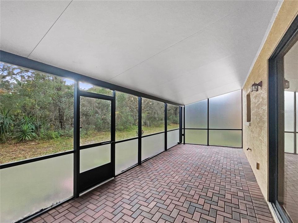 For Sale: $224,000 (3 beds, 2 baths, 1701 Square Feet)