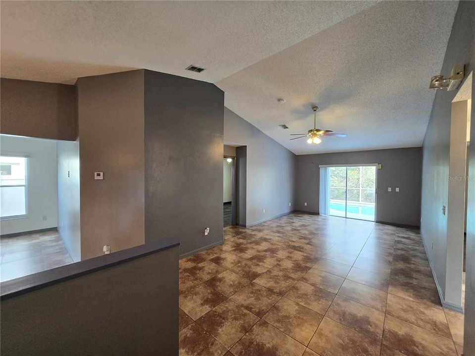 For Rent: $2,000 (3 beds, 2 baths, 1330 Square Feet)