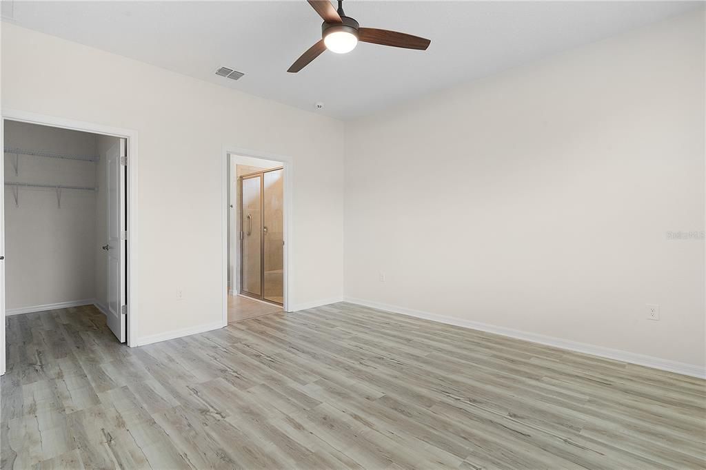 For Sale: $283,000 (3 beds, 2 baths, 1504 Square Feet)