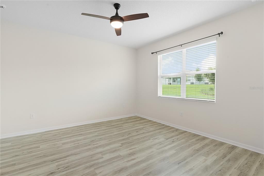 For Sale: $283,000 (3 beds, 2 baths, 1504 Square Feet)