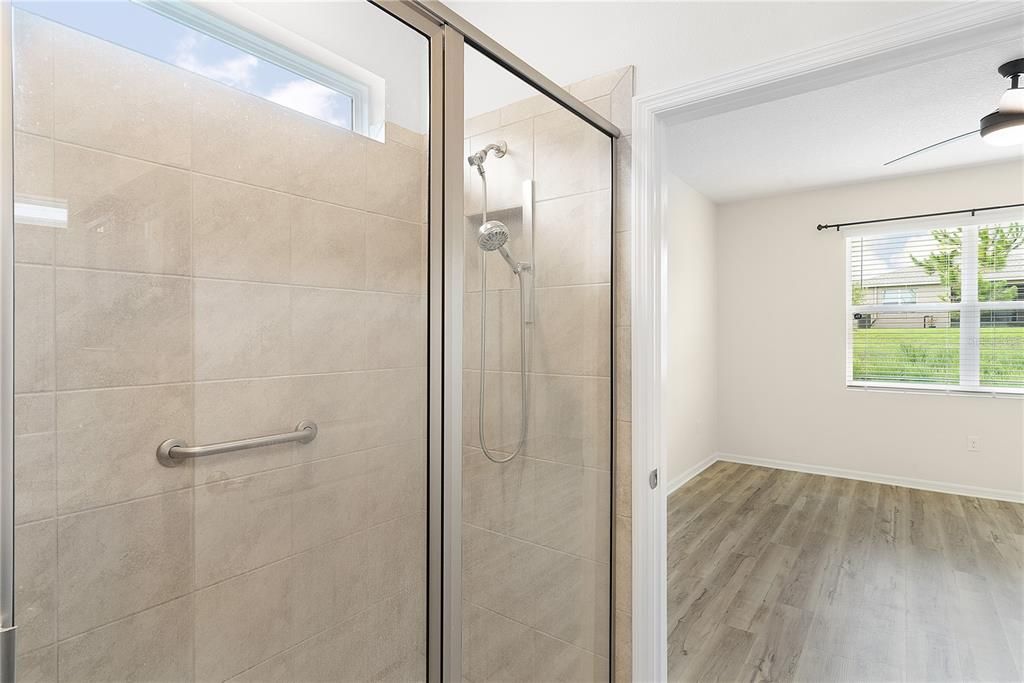 For Sale: $283,000 (3 beds, 2 baths, 1504 Square Feet)