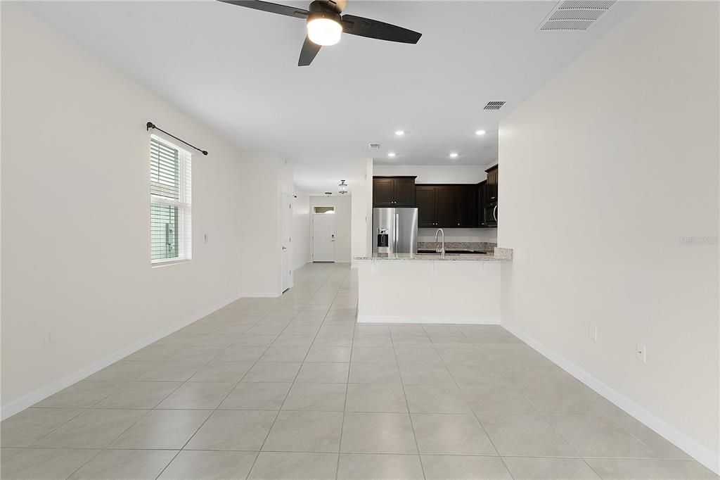 For Sale: $283,000 (3 beds, 2 baths, 1504 Square Feet)