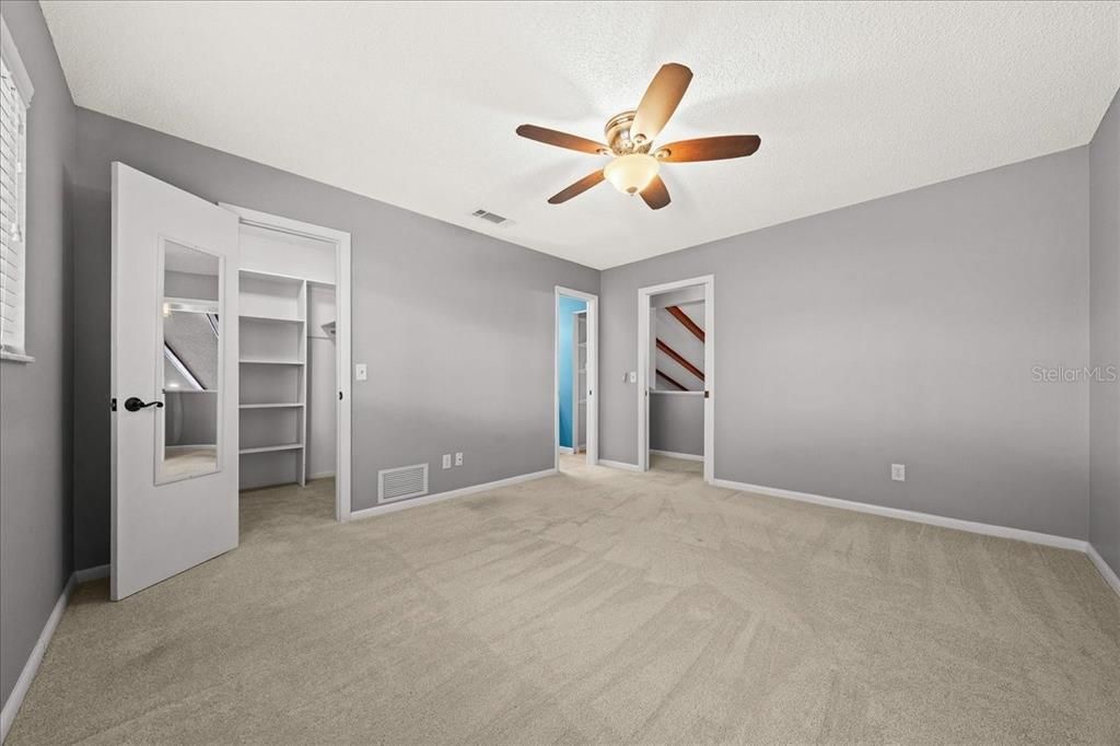 For Sale: $220,000 (2 beds, 2 baths, 1354 Square Feet)