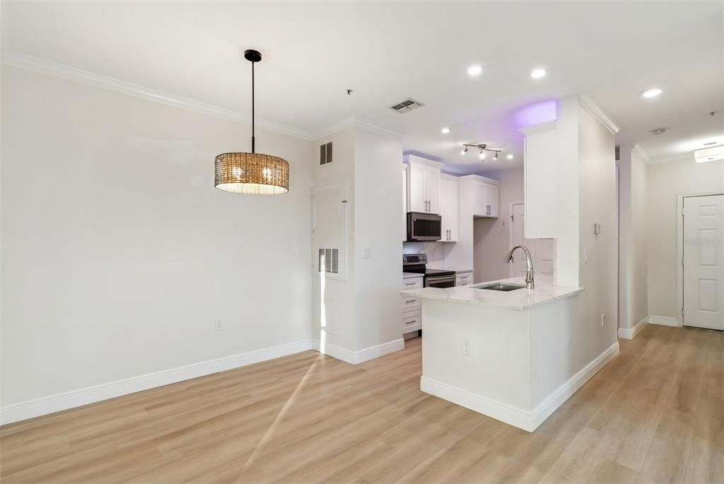 En Renta: $2,700 (2 camas, 2 baños, 1085 Pies cuadrados)