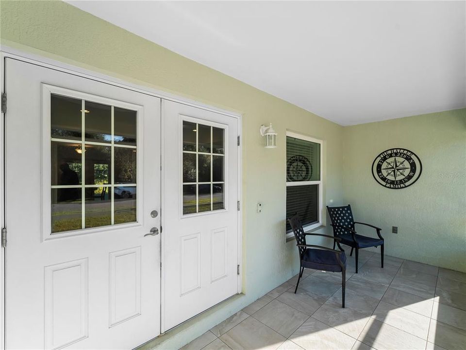 На продажу: $524,900 (5 спален, 3 ванн, 2200 Квадратных фут)