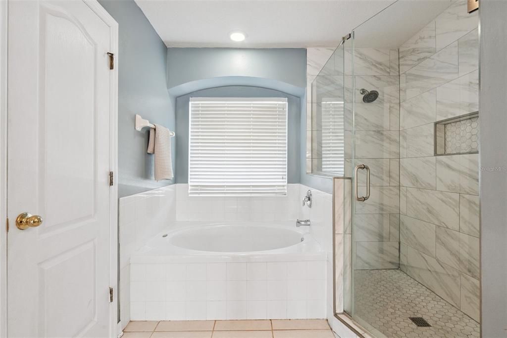 На продажу: $550,000 (4 спален, 2 ванн, 2524 Квадратных фут)