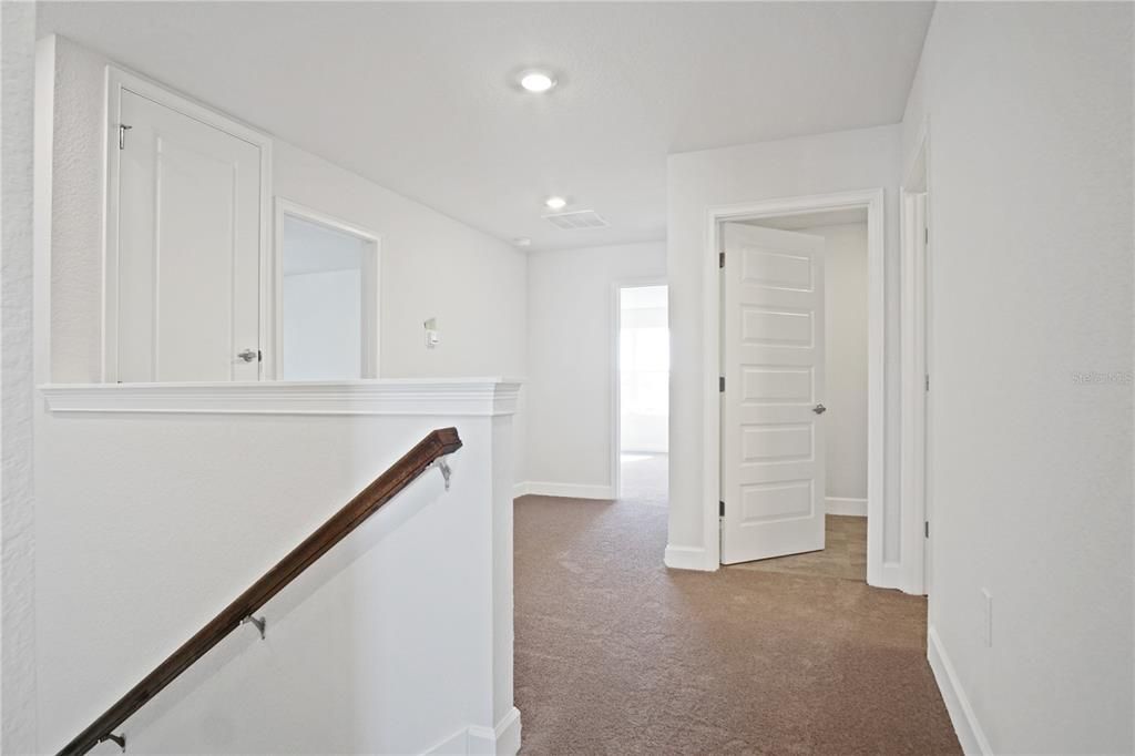 En Renta: $2,350 (4 camas, 2 baños, 2202 Pies cuadrados)