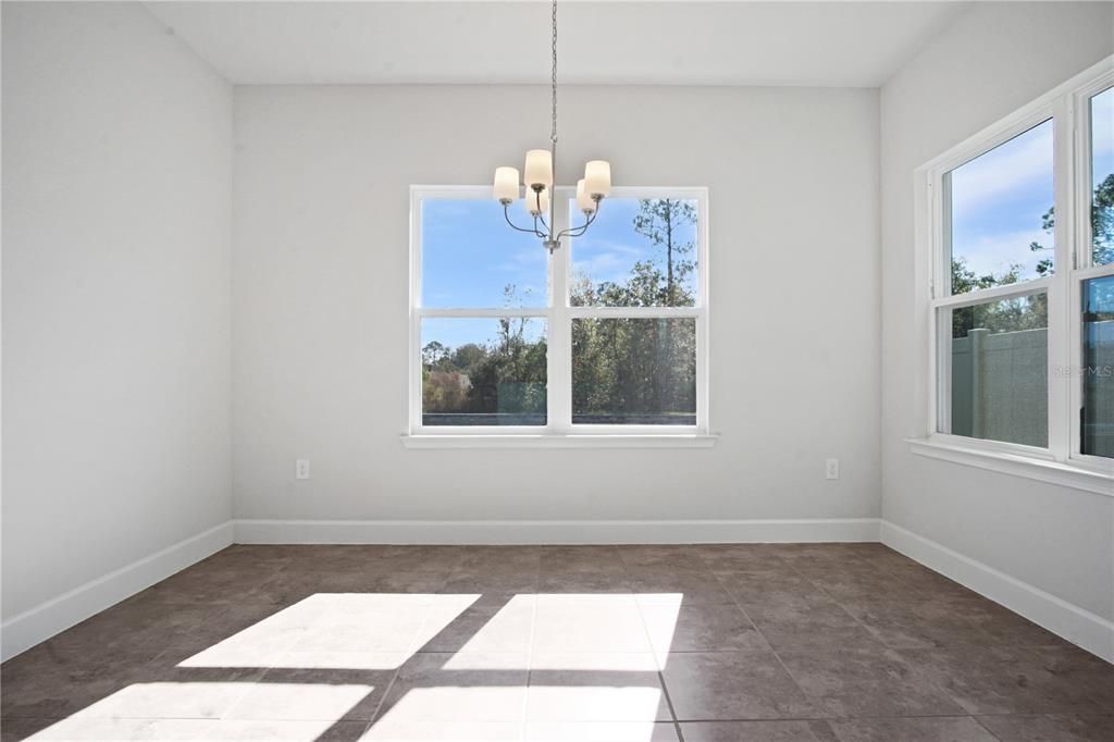 En Renta: $2,350 (4 camas, 2 baños, 2202 Pies cuadrados)