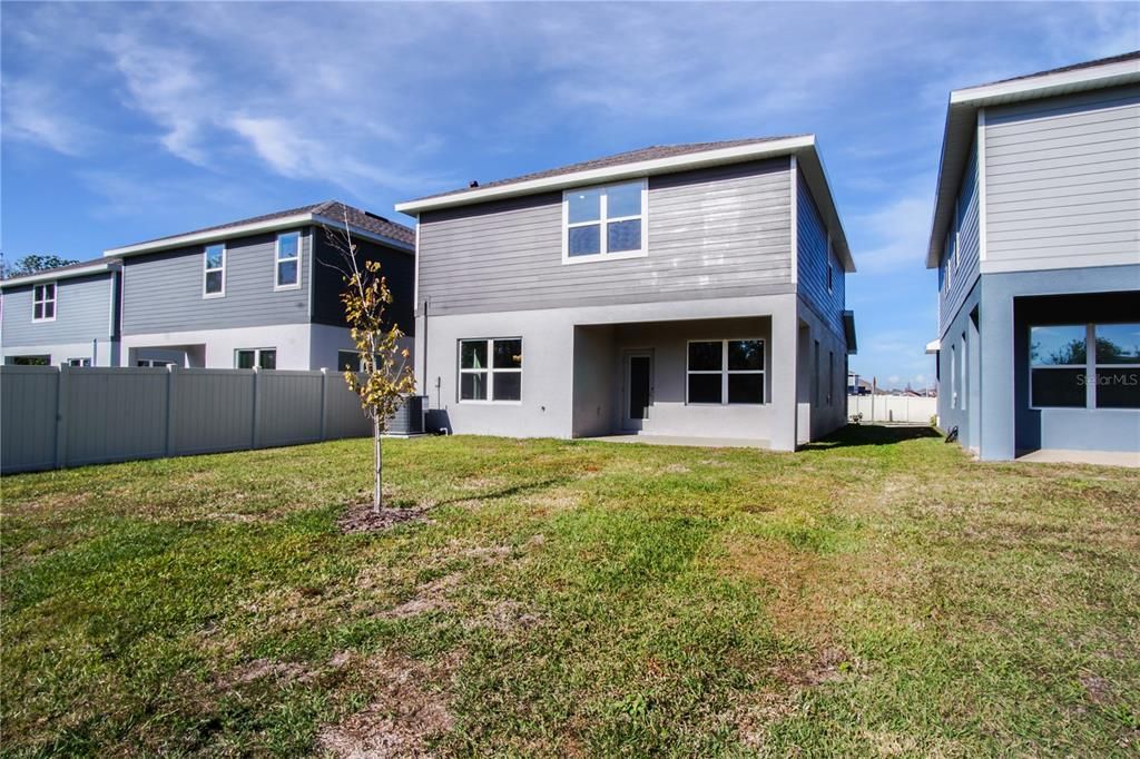 En Renta: $2,350 (4 camas, 2 baños, 2202 Pies cuadrados)